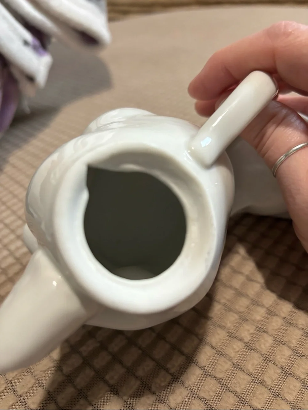 White Cat Ceramic Teapot - Cute Cat-Shaped Tea Mug
